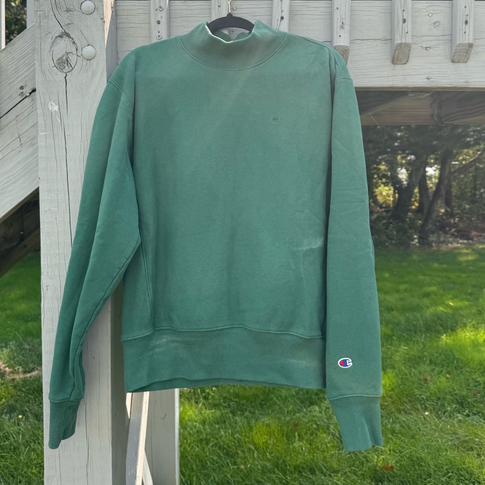 CHAMPION green mock neck sweatshirt